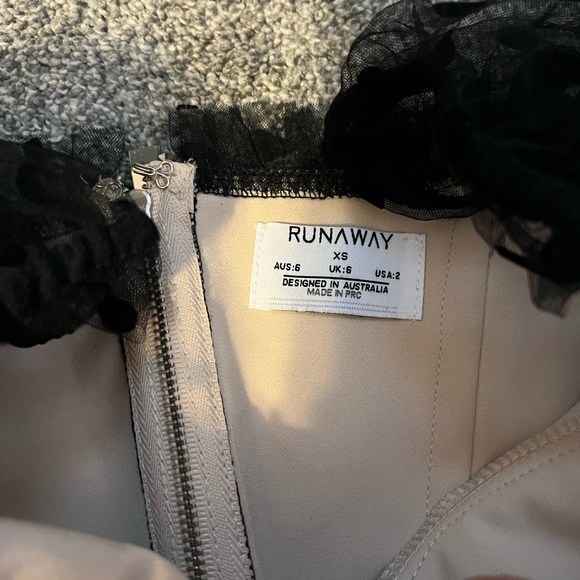 Runaway Polka Dot Bustier Top - Picture 4 of 6